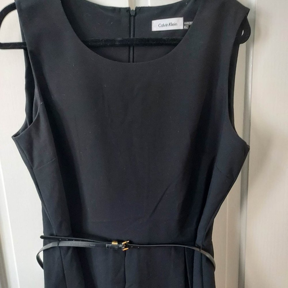 Calvin Klein size XL Black Peplum Top w/Belt Bodycon Sleeveless Back Zip
